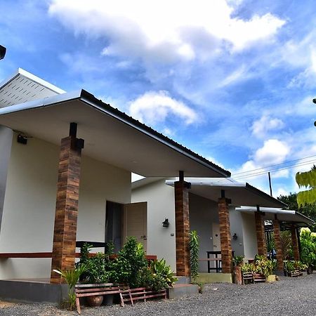 The House At Pranburi Pran Buri Exterior foto