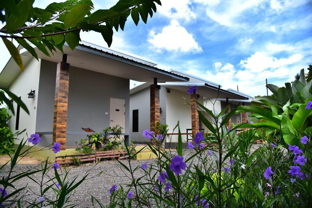 The House At Pranburi Pran Buri Exterior foto