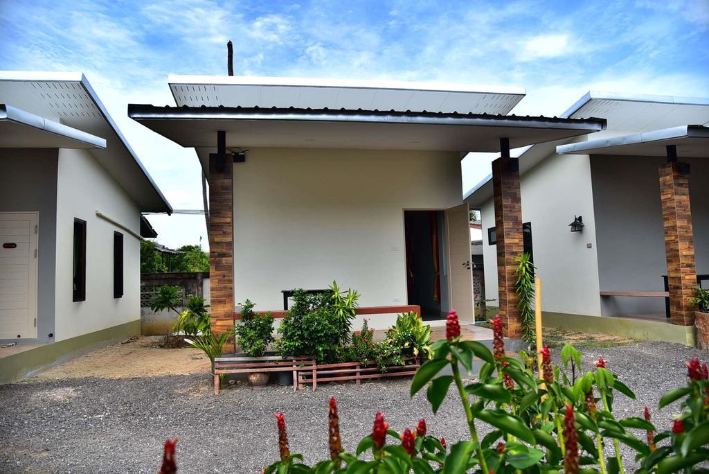 The House At Pranburi Pran Buri Exterior foto